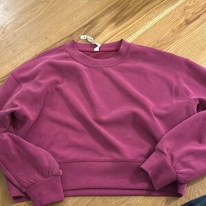 Softstreme Perfectly Oversized Cropped Crew size 4